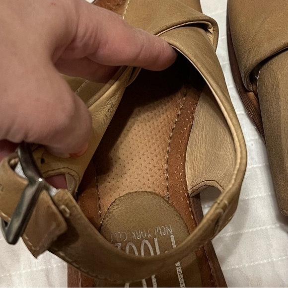 Miz Mooz Leather Cross-Band Sandals Irma Sand beige  slingback size 38(7.5) - Picture 10 of 12